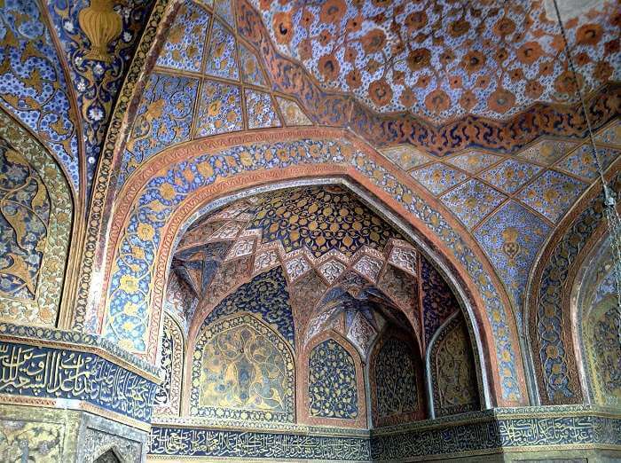 Taj Mahal in Agra, one of the best tourist places in India